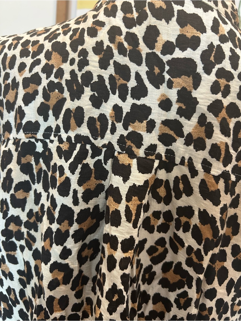 Entro Leopard Print Shirt Dress L Button Front Short Sleeve—Pockets - Picture 4 of 9